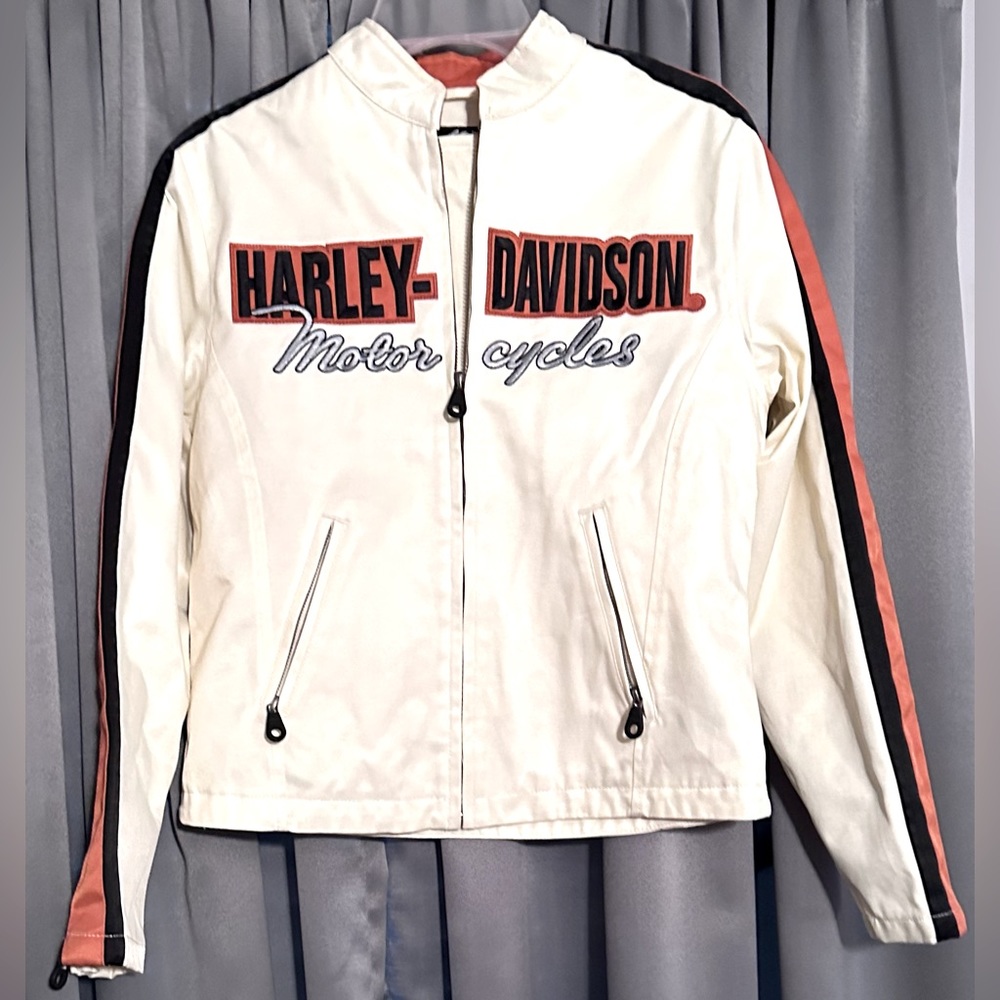 Gently worn, and in great condition, ivory Harley Davidson Coat for women